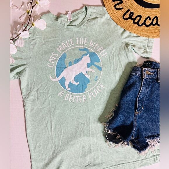 Cats Make the World a Better Place Graphic Crewneck T Shirt - Picture 4 of 7
